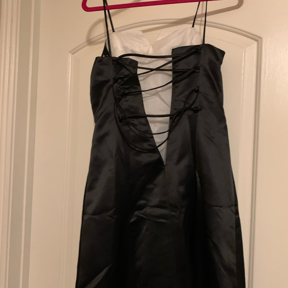 Dress - Picture 2 of 3